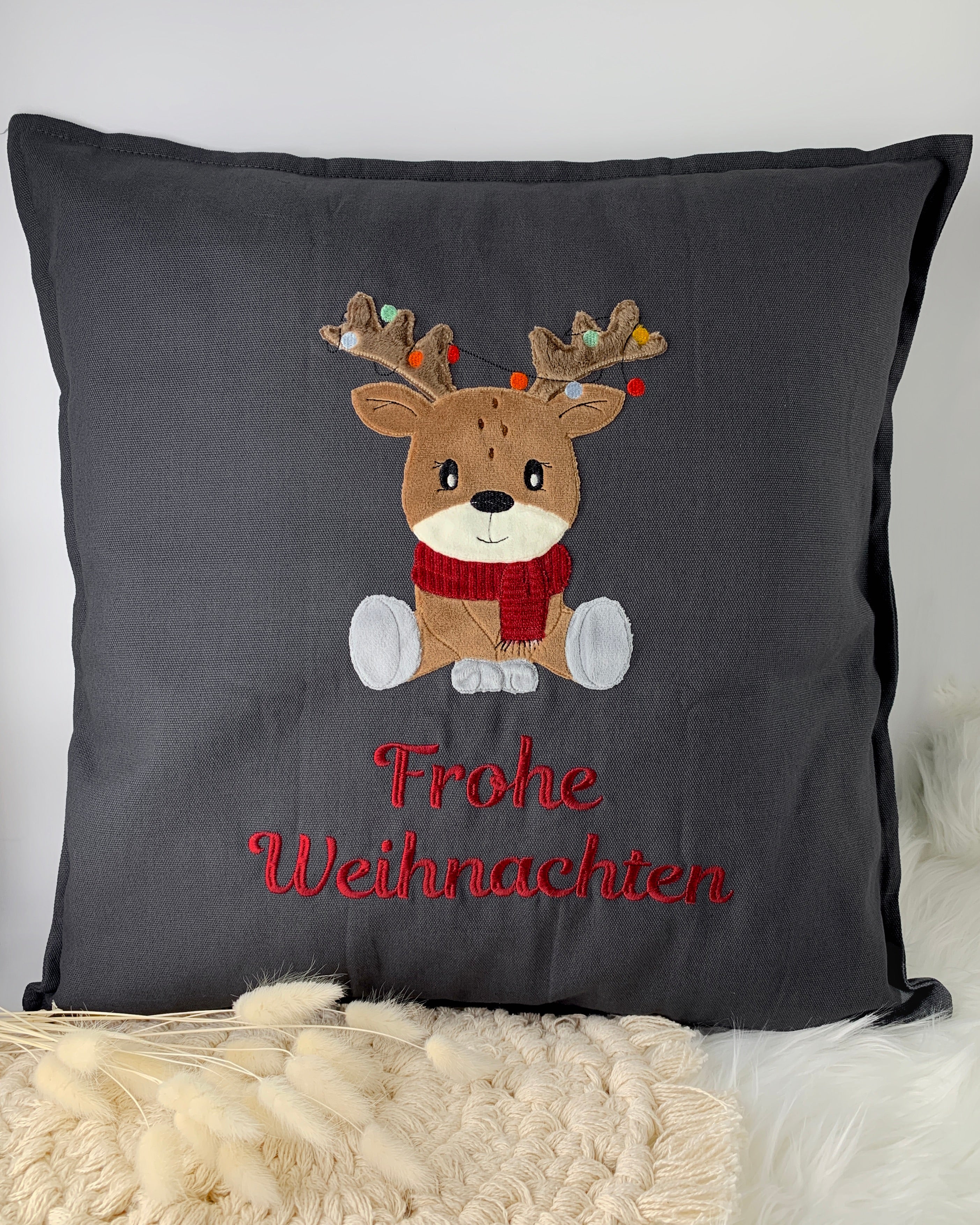 personalisiertes Kissen mit Elch "Emil"