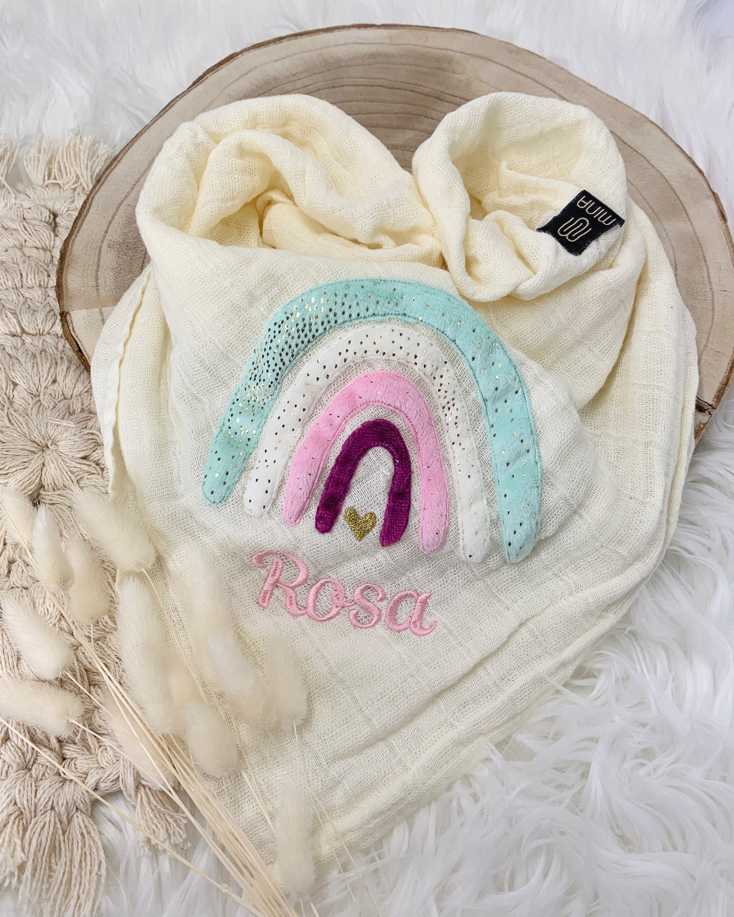 personalisiertes Musselintuch mit Regenbogen "Rosa"