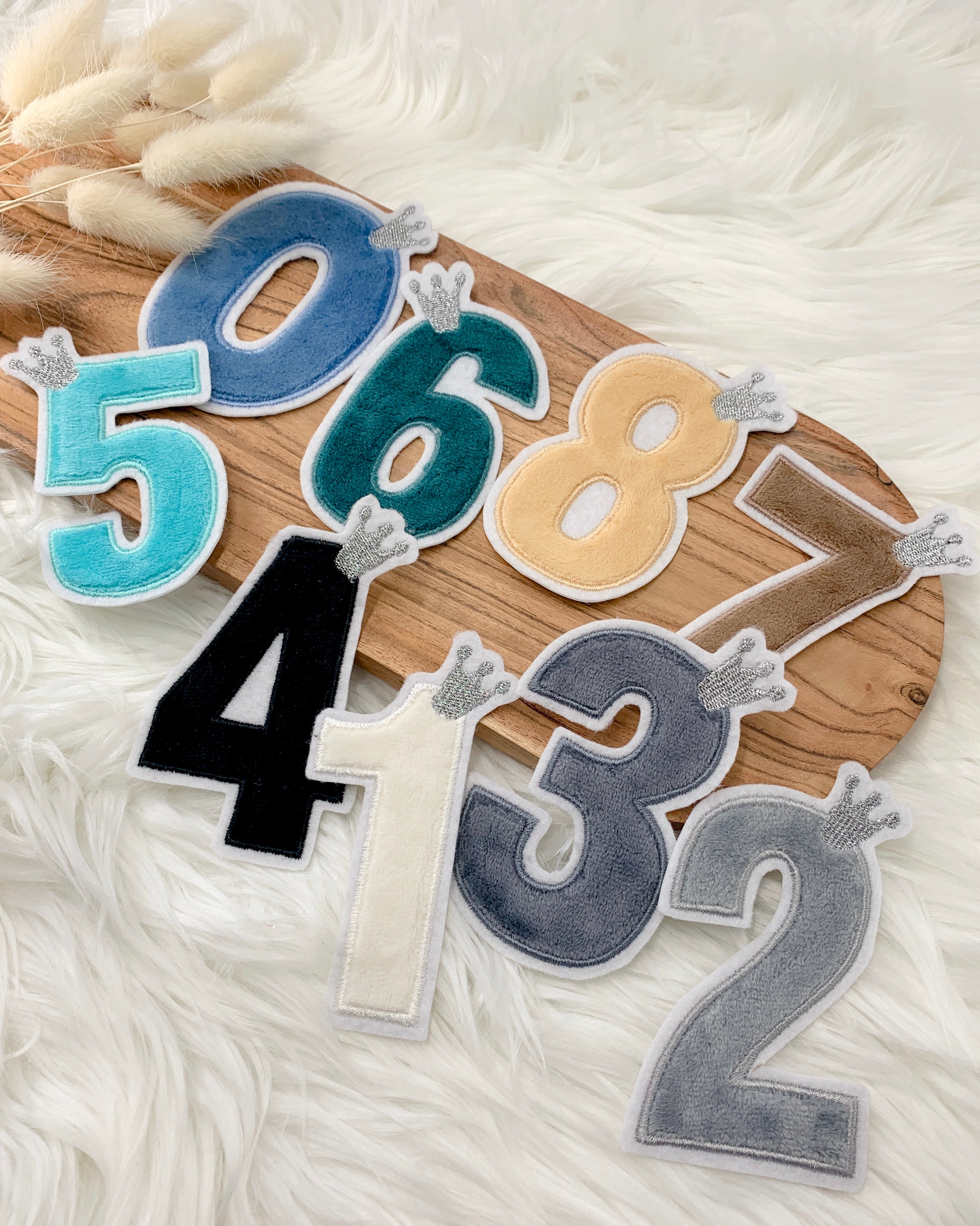 Bügelbild zahlen Krone