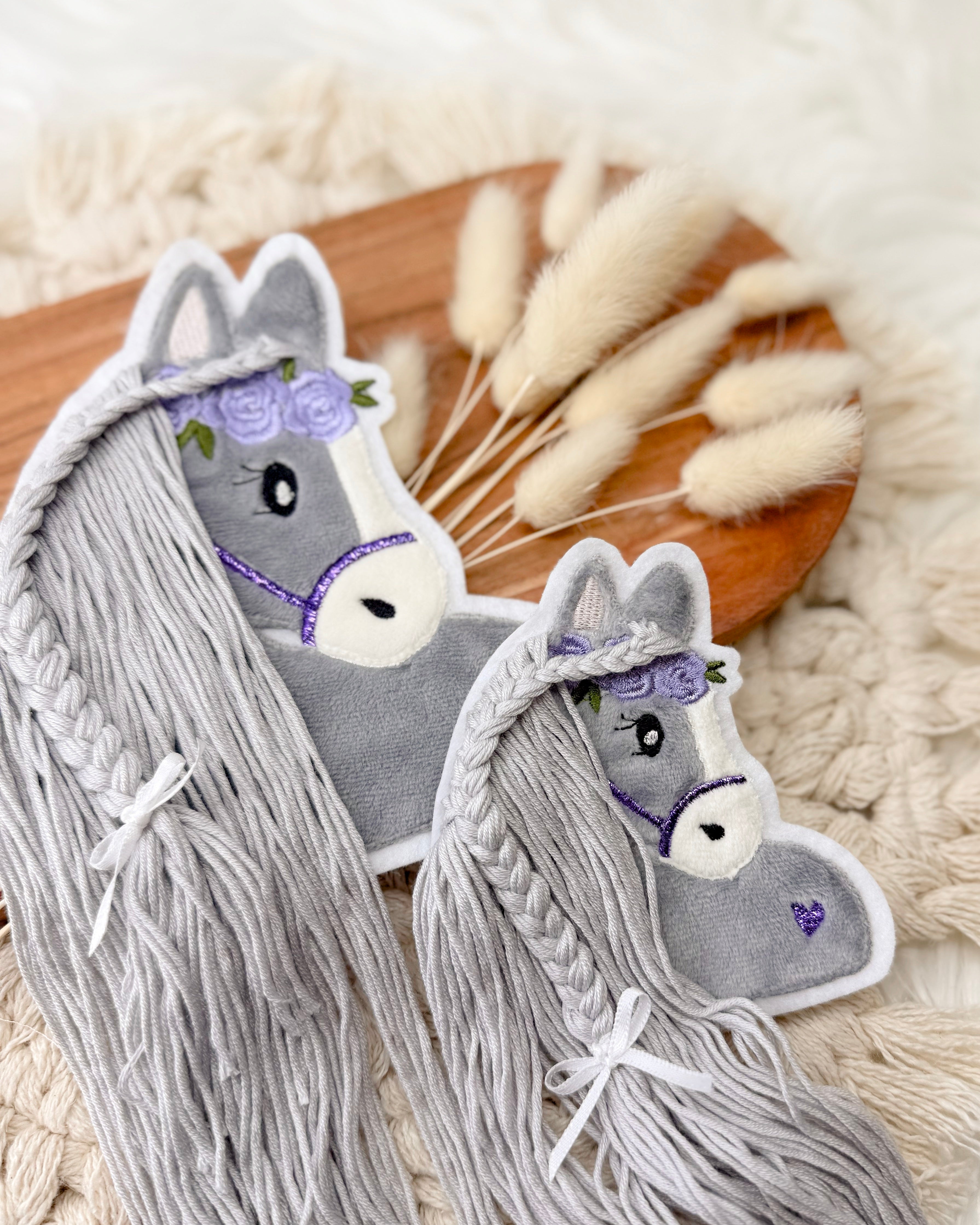 Patch Pferd mit Wollmähne