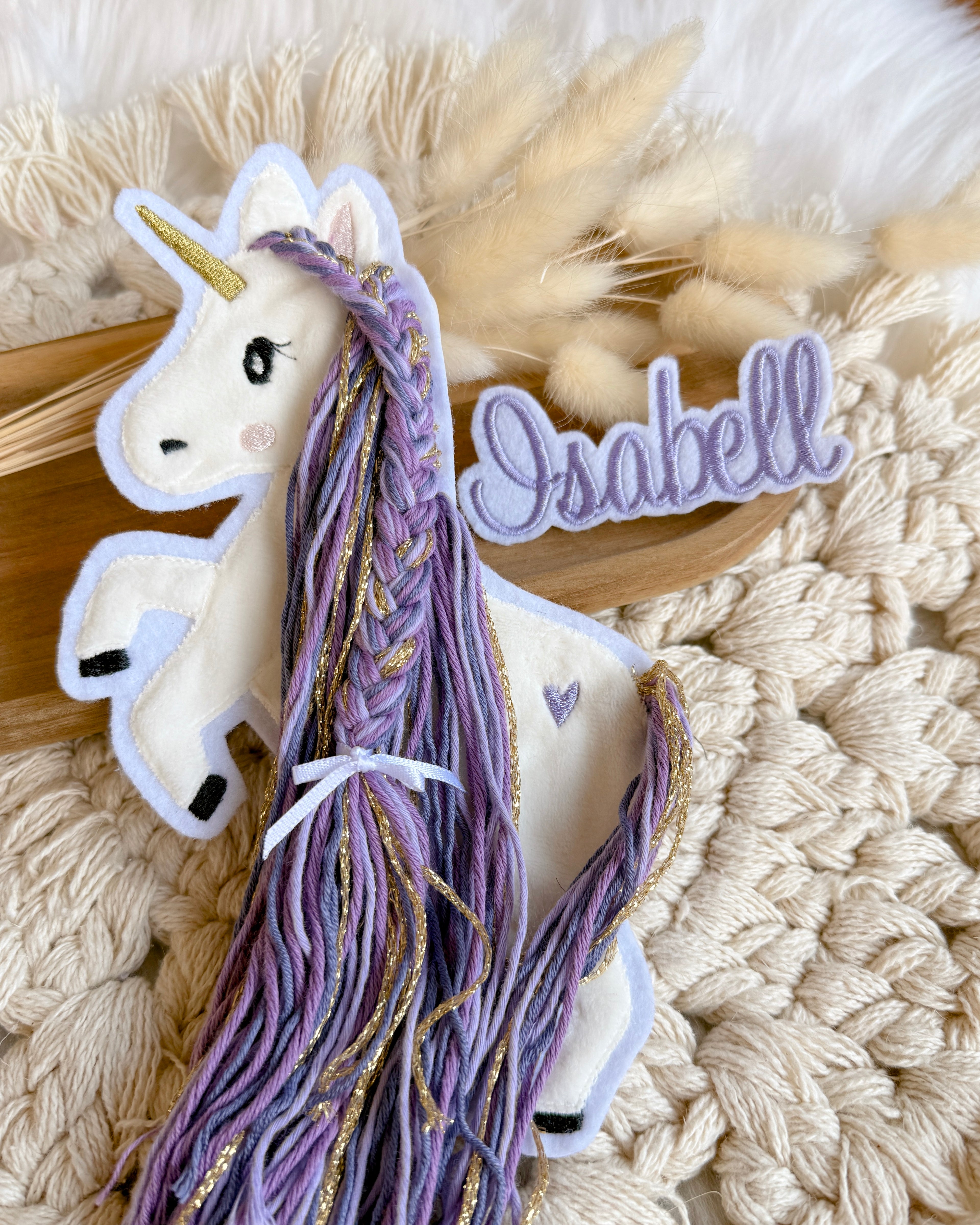 Patches Einhorn mit passenden Lavendel ton