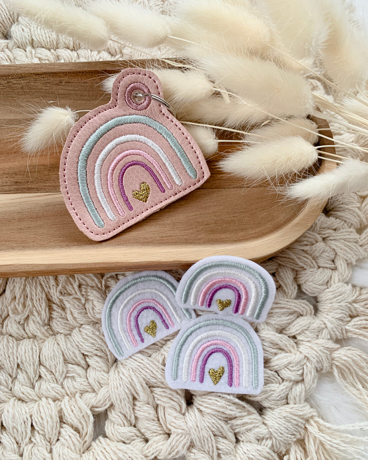 Schlüsselanhänger Regenbogen "Rosa"