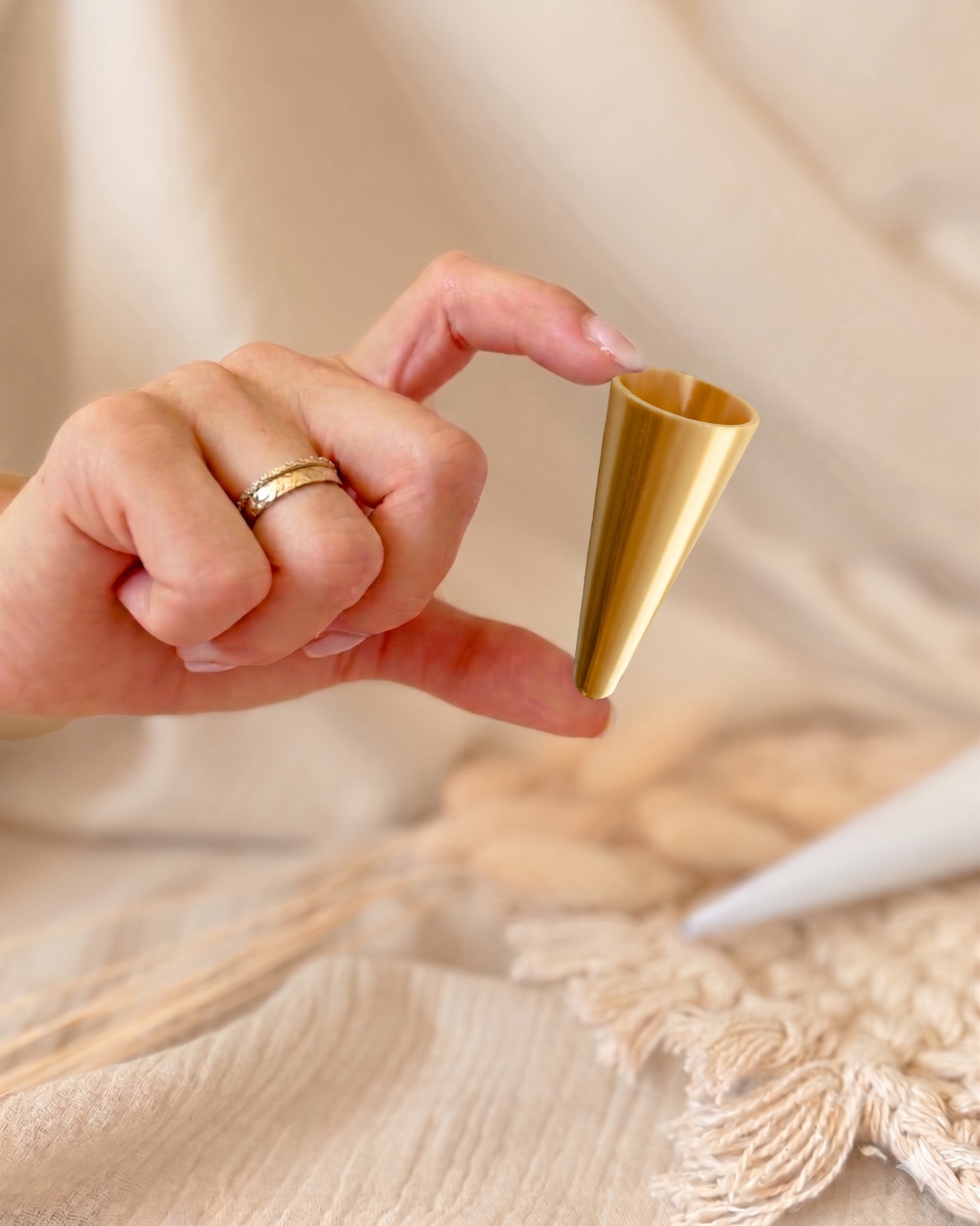 Schultüte Spitze Gold Knickschutz