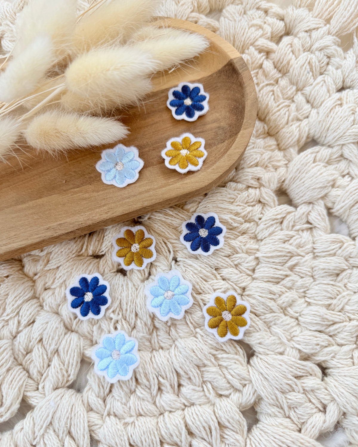 Mini Blüten Senf und Blau