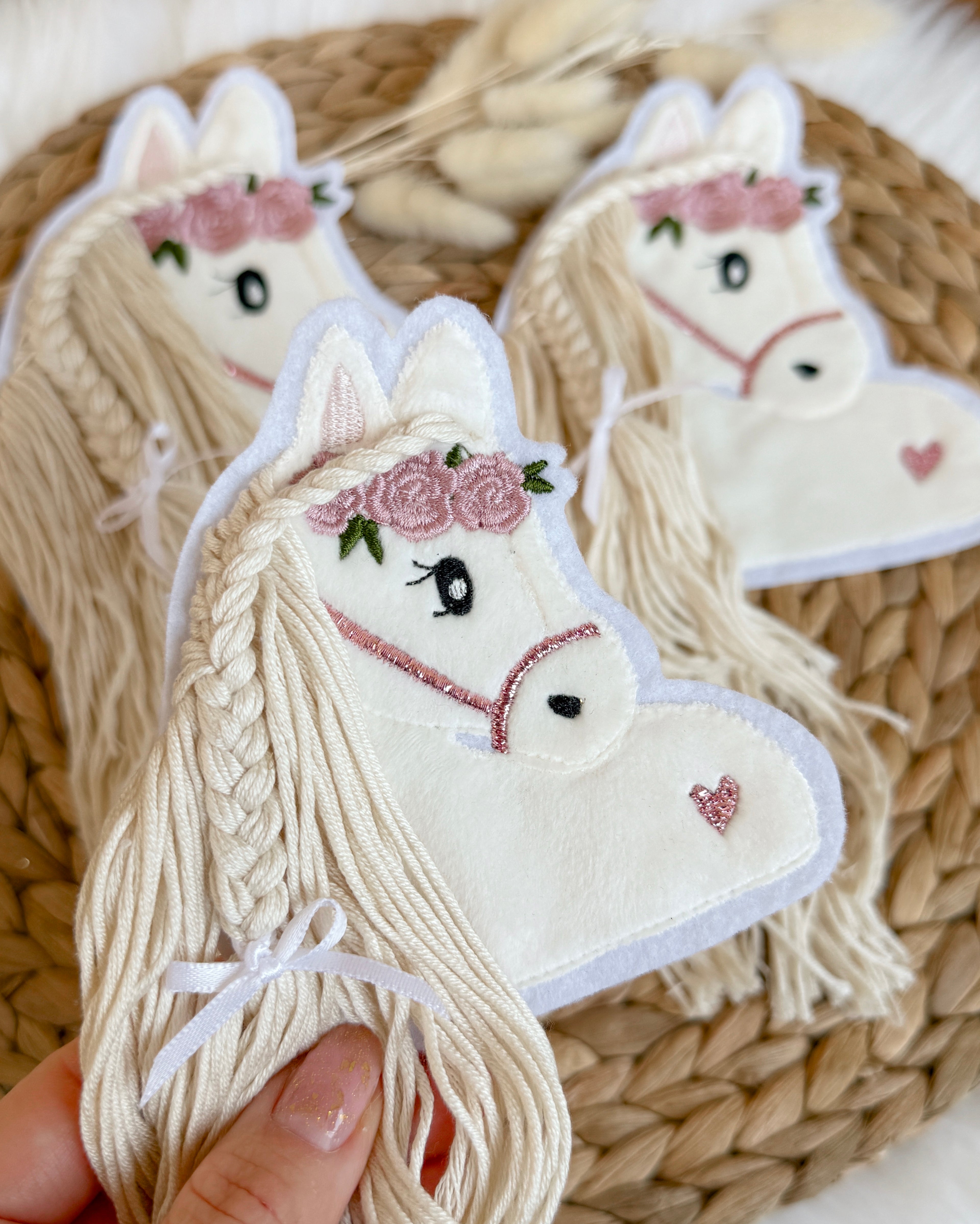 Applikation weißes Pferd