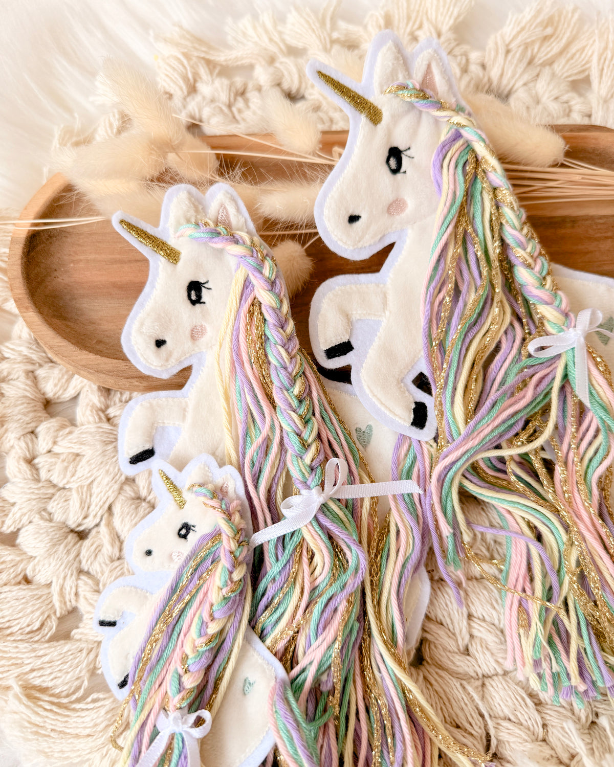 Applikation Einhorn "Ella" - Regenbogen/Gold