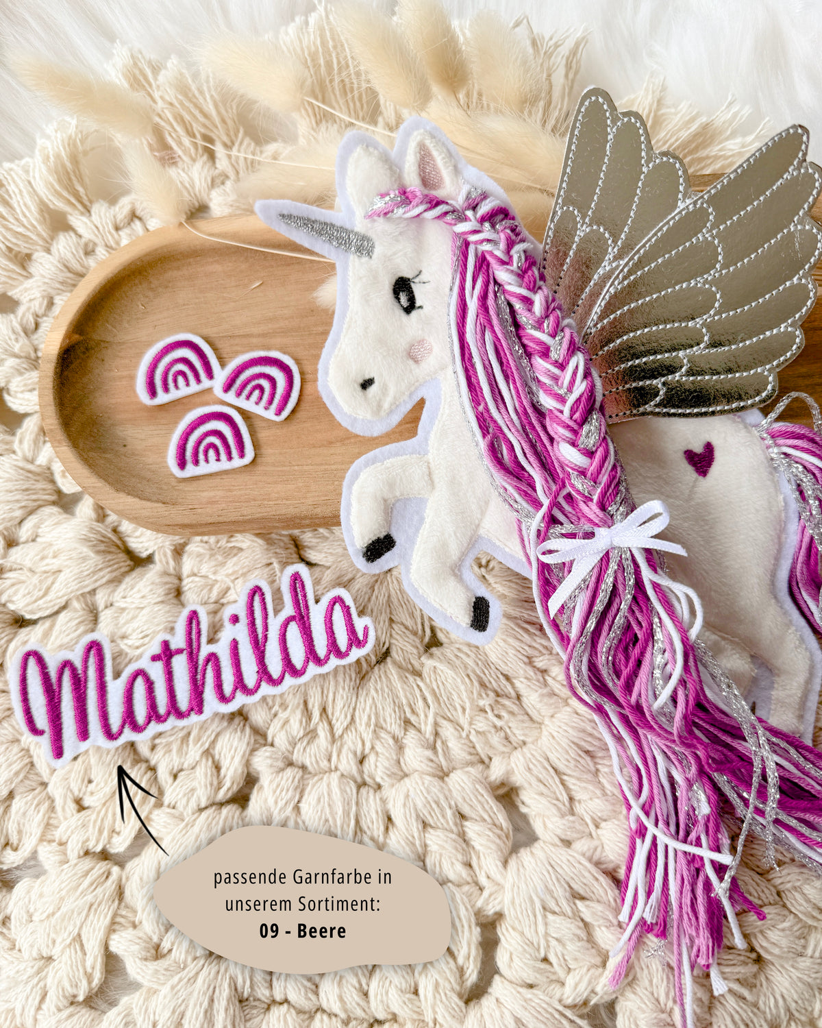 Applikation Pegasus "Pia" - Beere/Silber