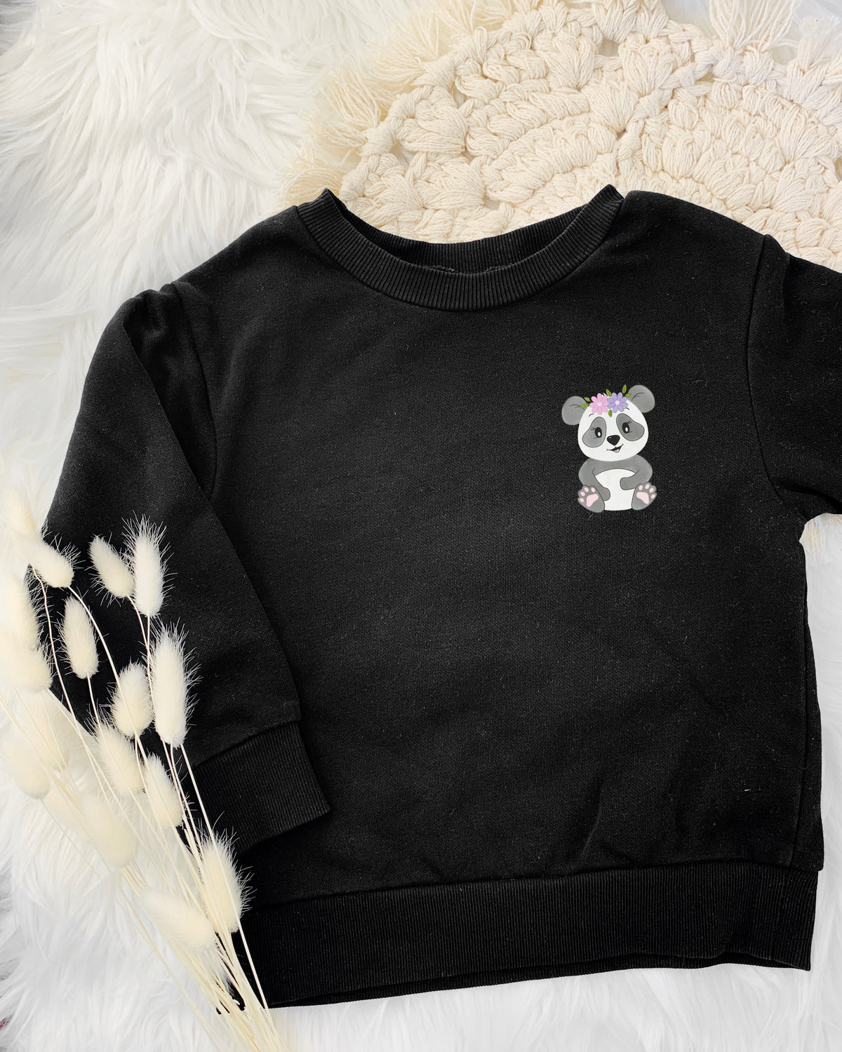 Pullover mit Panda mit Blumen