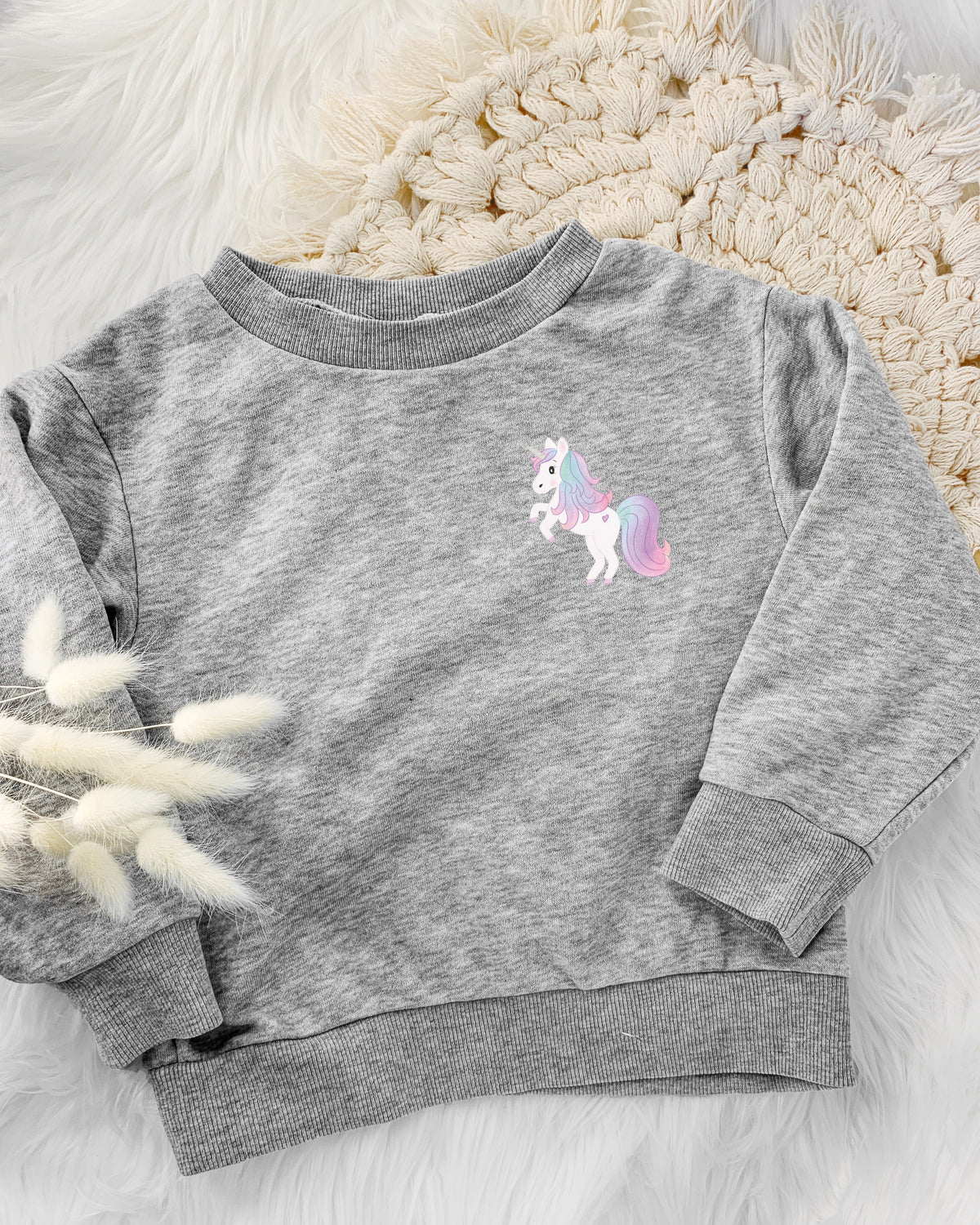Pullover mit Einhorn zum Aufbügeln